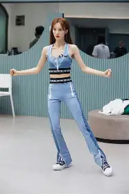 乐鱼官网-包含今晨CBA季后赛传出新动向,新奥尔良鹈鹕队长鼓劲,管理层表态——悬念犹存,赛程密集仍需轮换的词条