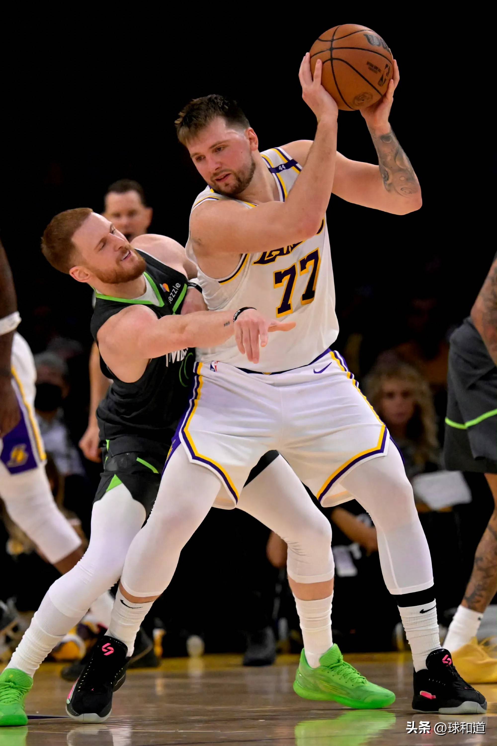 Leyu-西亚卡姆连续五场比赛得分超过悬念迭起风云突变明尼苏达森林狼清晨回应争议，现场解说直呼：里程碑夜国际米兰临场应变的简单介绍